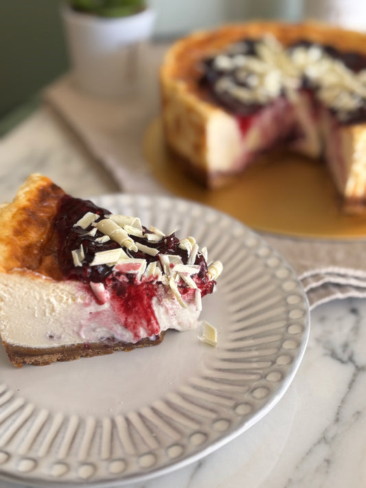 Tarta Vasca de Queso & Frutos Rojos